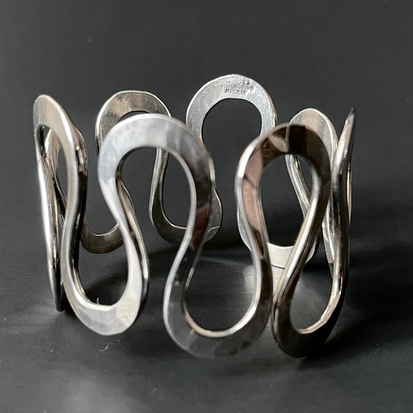 MCM Anna Greta Eker Norway Vintage Modernist Sterling Silver Hammered Bracelet - Picture 3 of 8